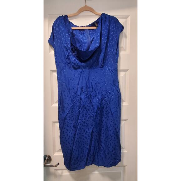 Banana Republic Dresses & Skirts - Banana Republic Silk Mini Dress Short Sleeve Polka Dots Blue Size 14.a30